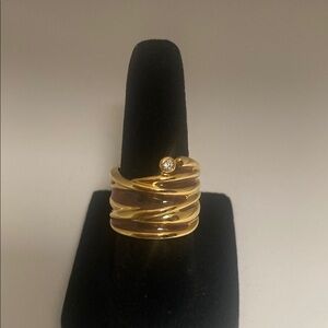Elegant Gold-Tone Ring with Crystal Accent